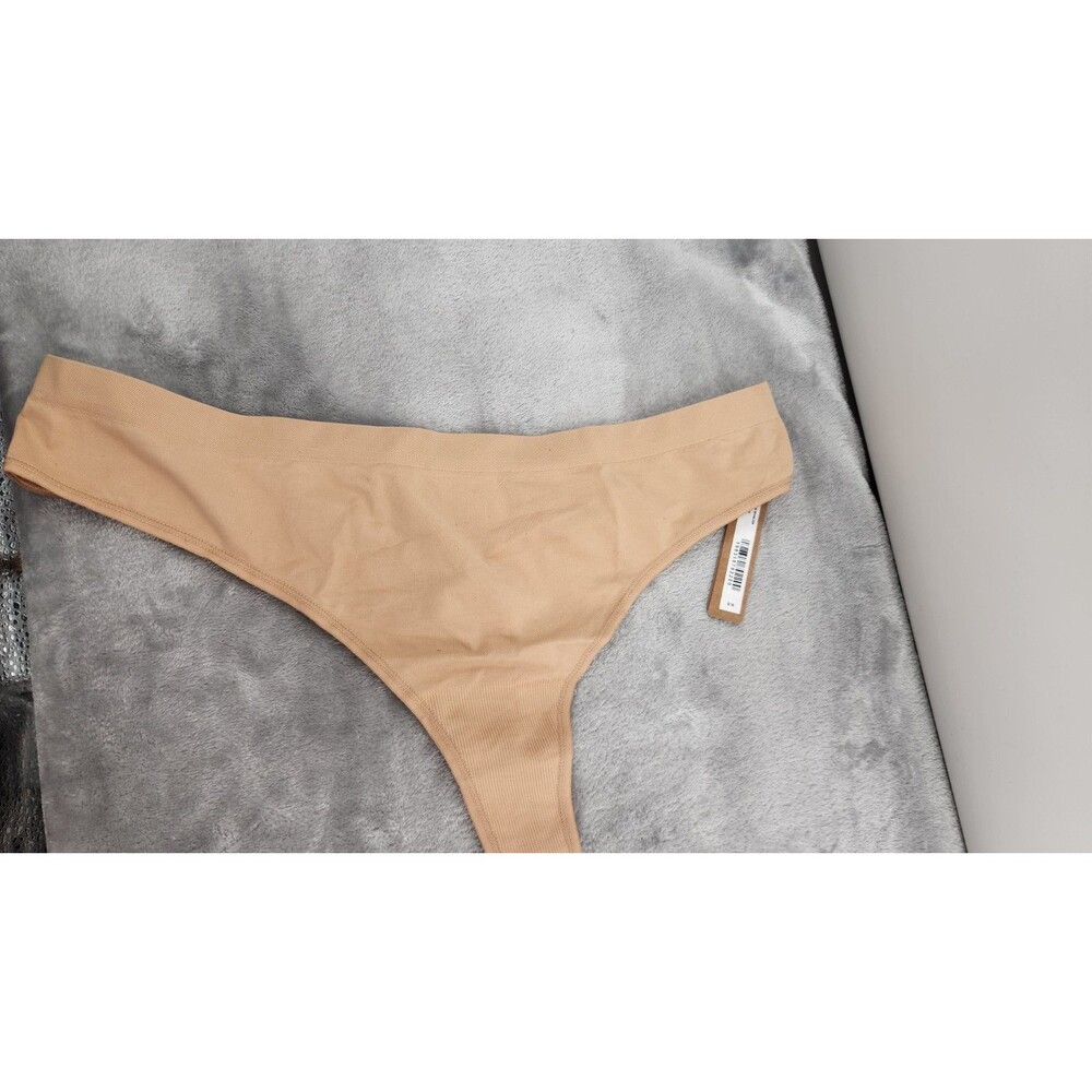 Skims XL Clay Soft Smoothing Seamless Thong PN-THG-9346 NWT